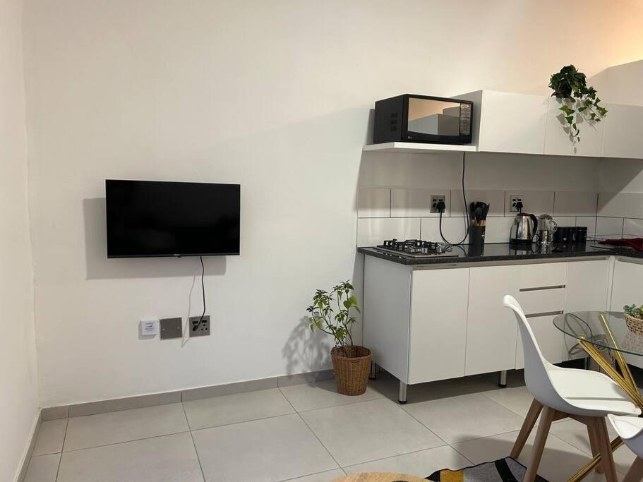 Cosy In Randburg - Johannesburg